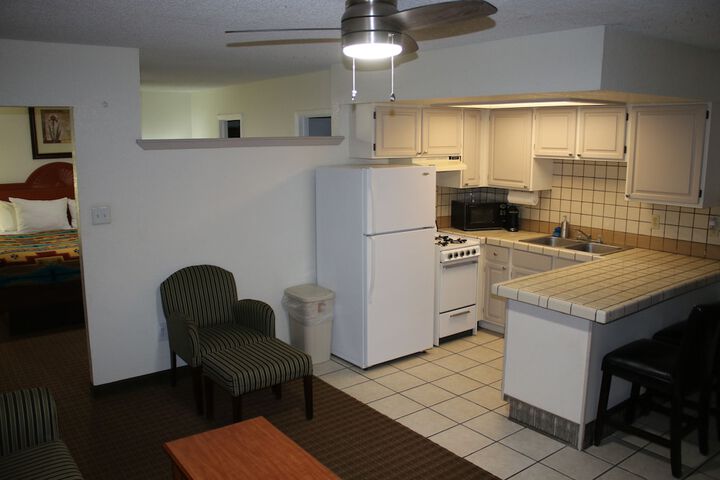 Room 7 of 42