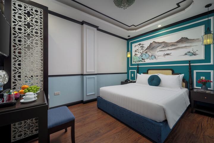 Room 30 of 64