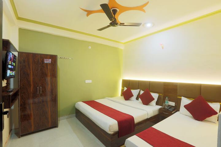 Room 6 of 78