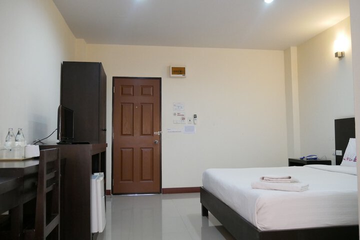 Room 16 of 31