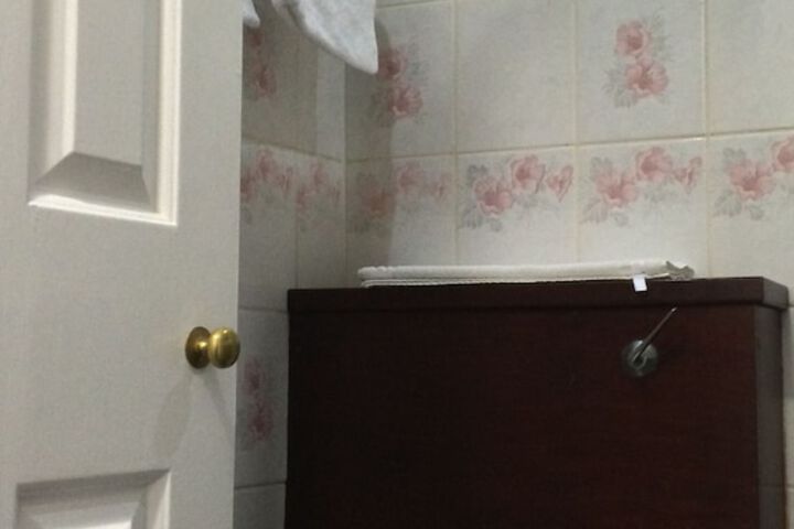 Room 43 of 69