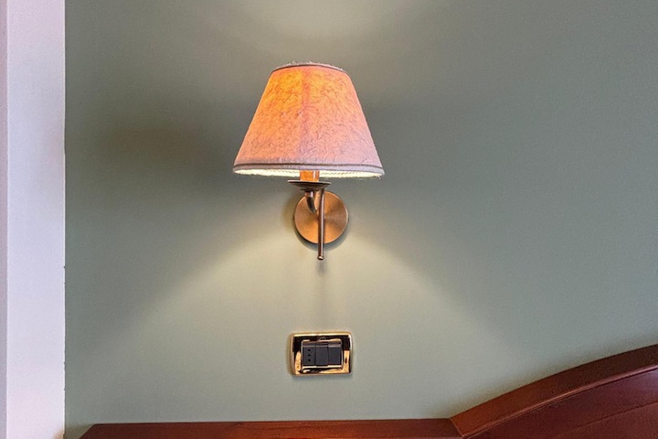 Room 7 of 41