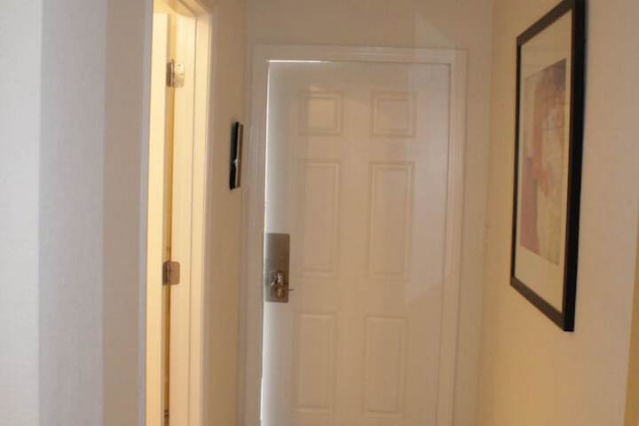 Ballroom/Hall 34 of 44