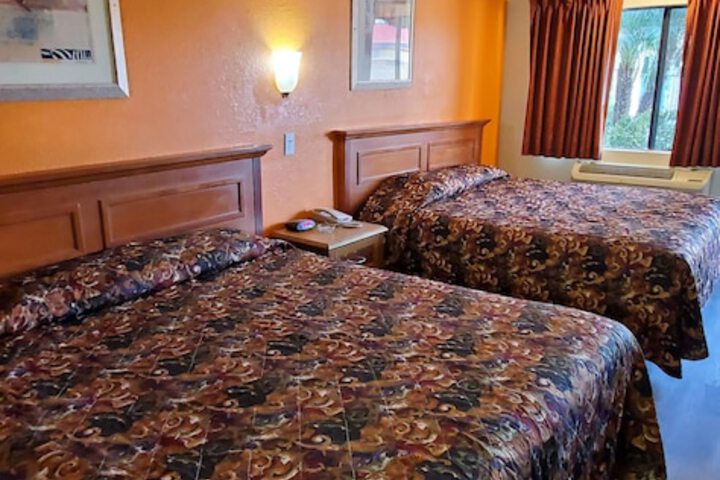 1 King Bed (35 of 65)