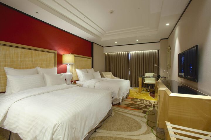 Room 17 of 57
