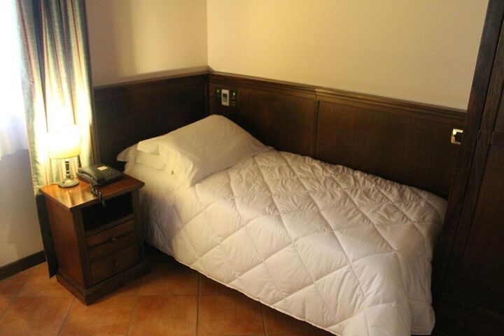 Room 18 of 57