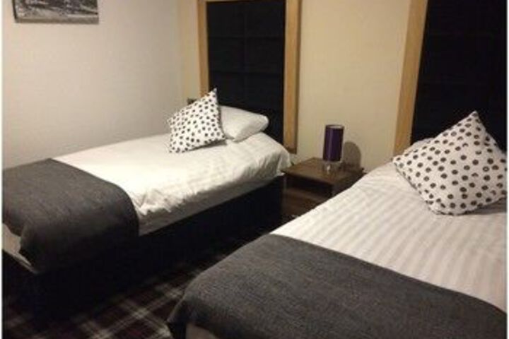 Room 40 of 117