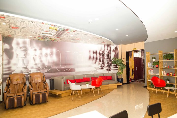Hotel Interior 5 of 23