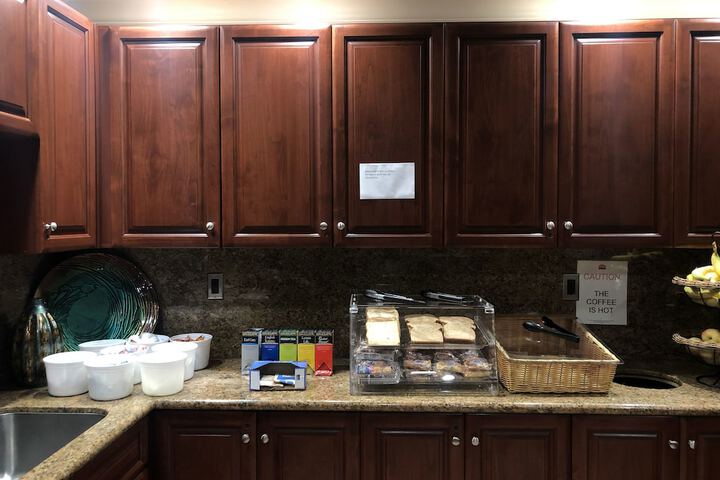 Breakfast area