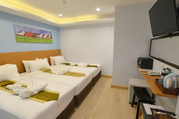 Room 6 of 47