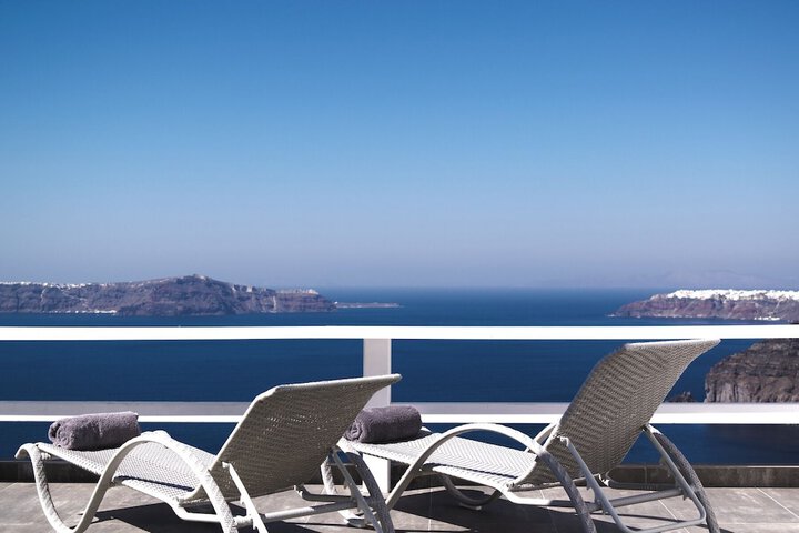 Sundeck 63 of 76