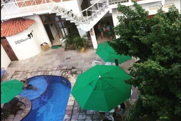 Hotel Pool