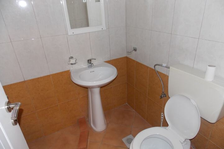 Room 15 of 17