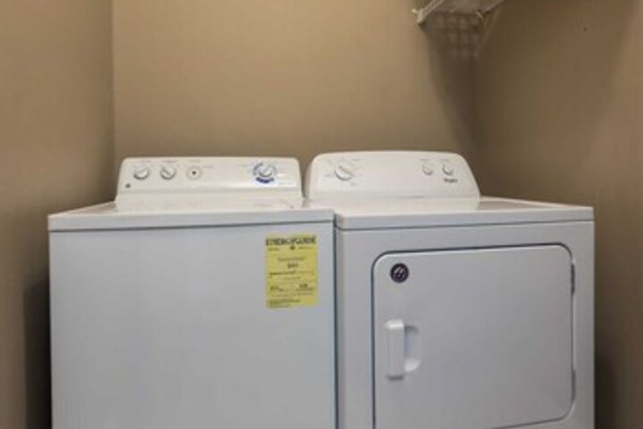 Laundry 23 of 35