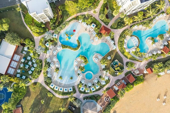 Pool 75 of 157