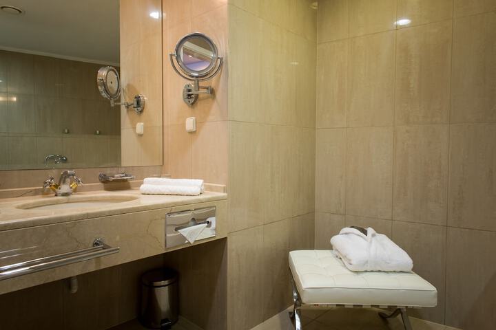 Bathroom Interior Photo