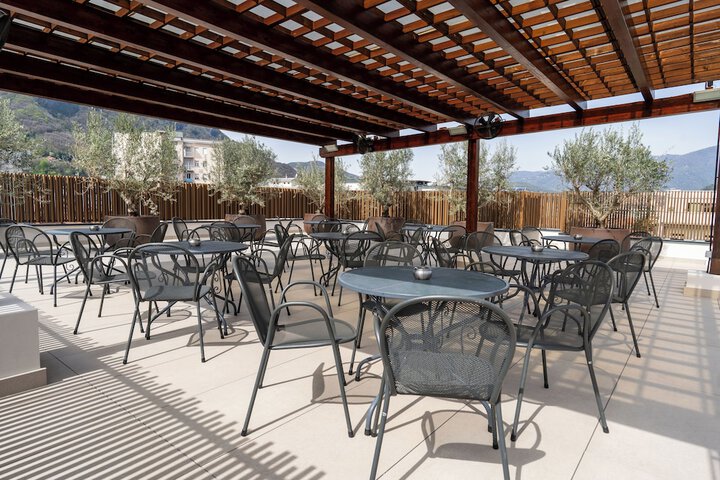 Terrace/Patio 38 of 52