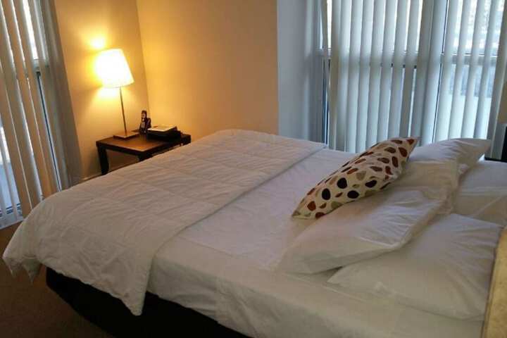 Room 6 of 24