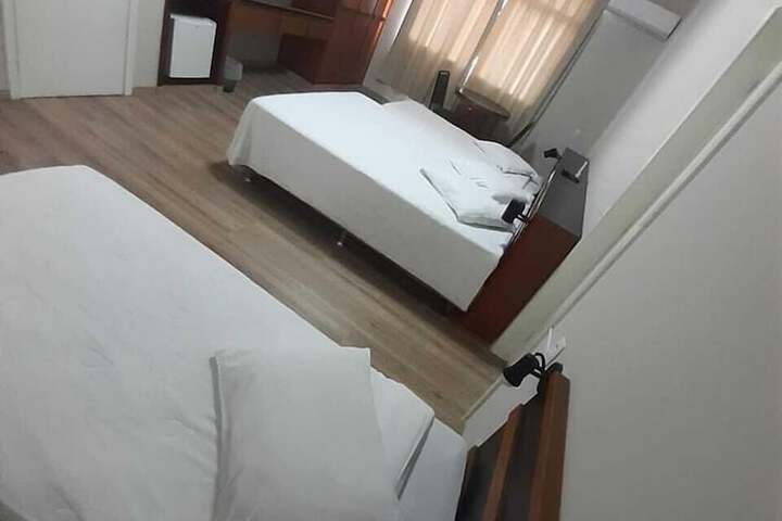 Room 21 of 47