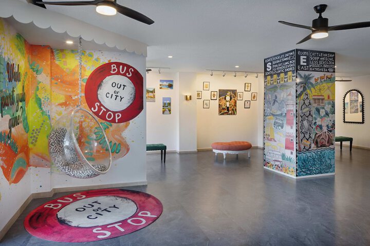 Guest Lobby