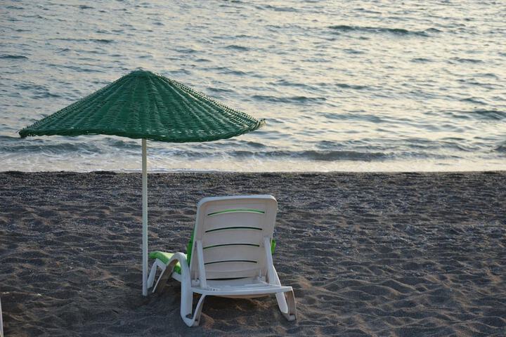 Beach 61 of 64