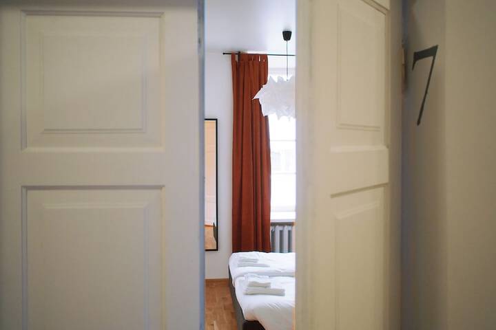 Room 8 of 63