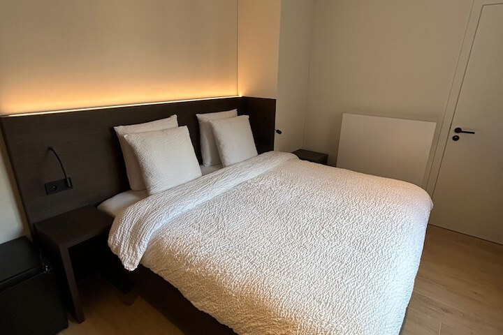 Room 19 of 44