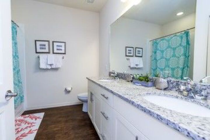 Room 4 of 26