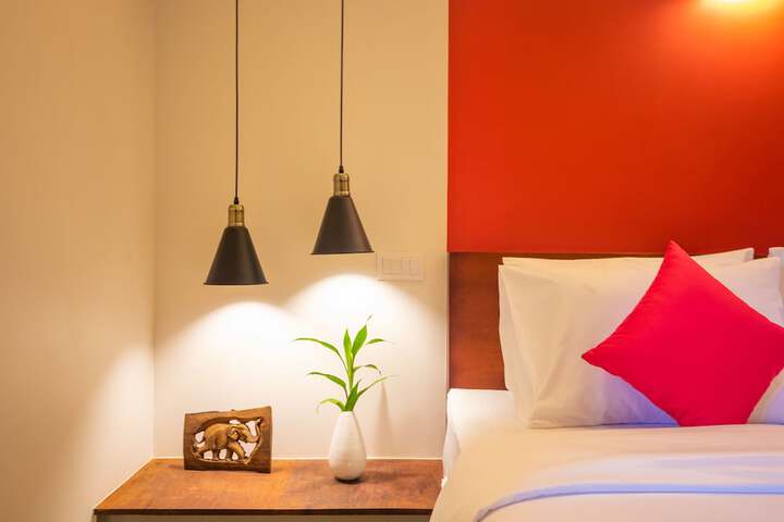 Room 16 of 177