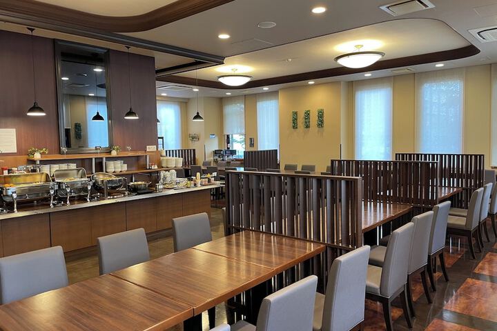 Dining Photos