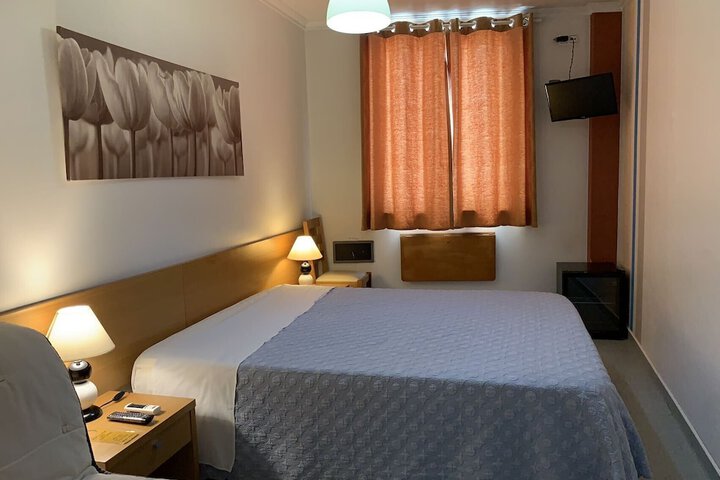 Room 35 of 85