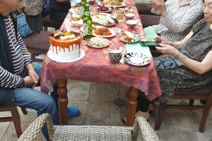 Dining 16 of 23