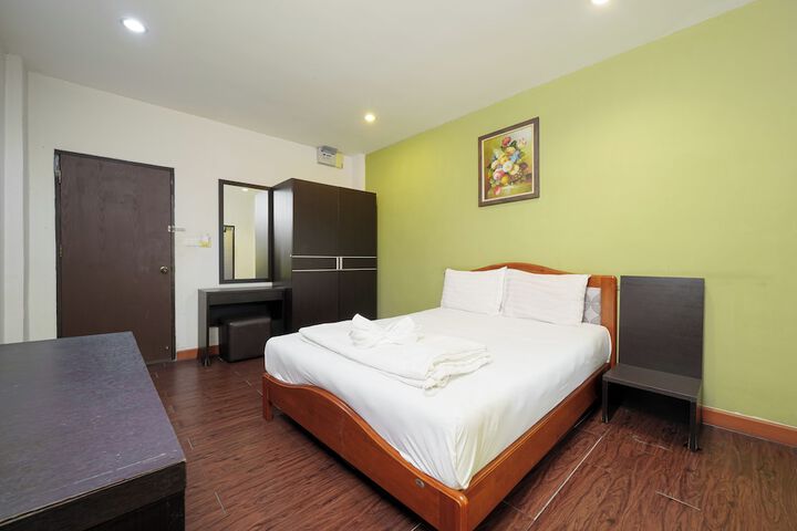 Room 34 of 58