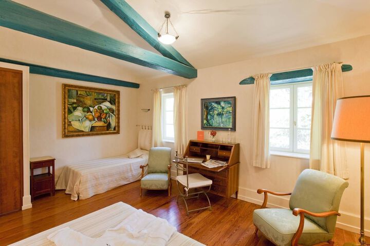 Room 18 of 92