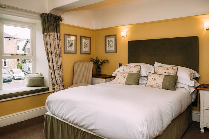 Room 7 of 20