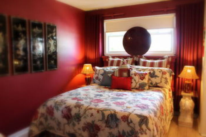 Room 11 of 26