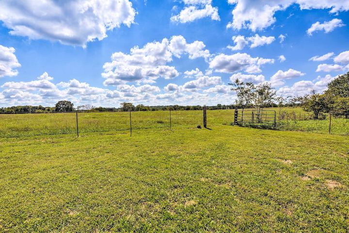Property Grounds 18 of 25