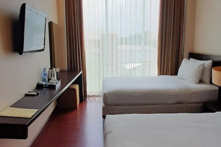 Room 7 of 55