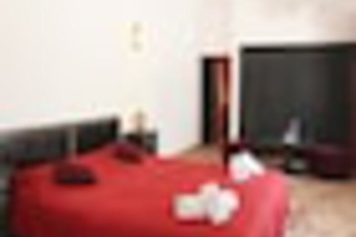 Room 14 of 435