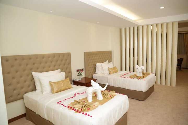 Room 19 of 32