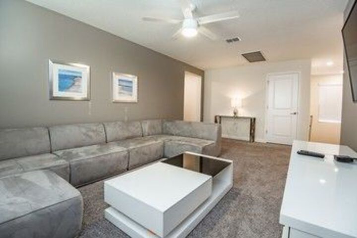 Room 19 of 24