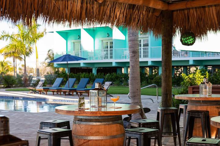 Beach bar