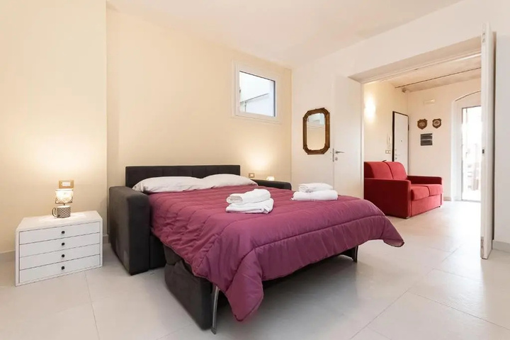 Room 3 of 16