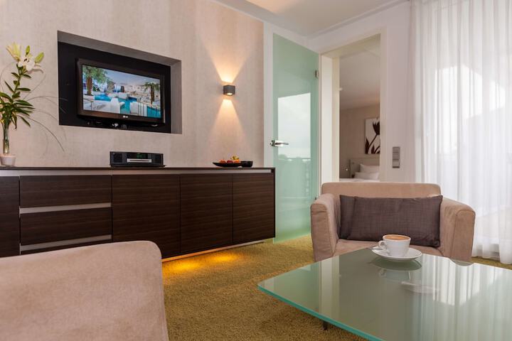 Room 20 of 81