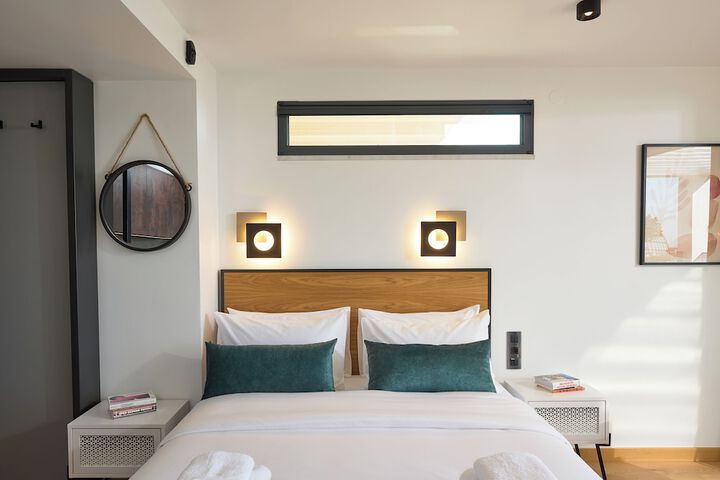 Room 34 of 113