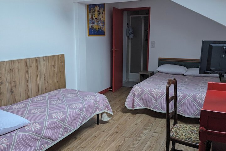 Room 13 of 48