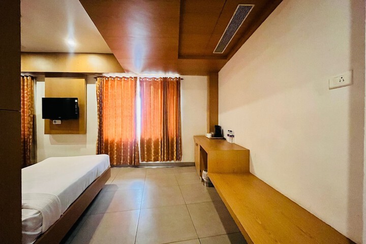 Room 7 of 55