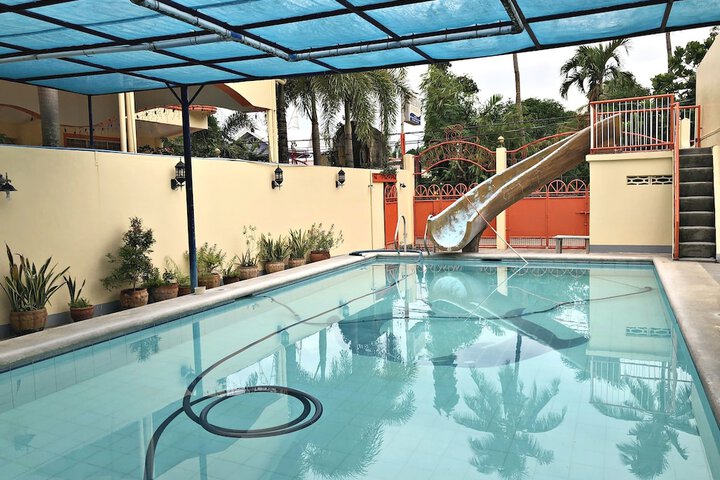 Pool 36 of 44