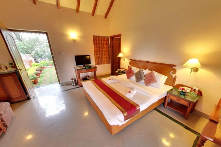 Room 10 of 26
