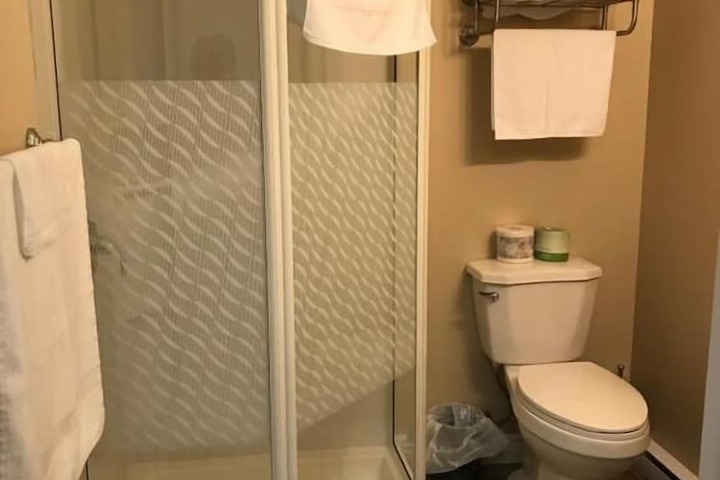 Room 14 of 19